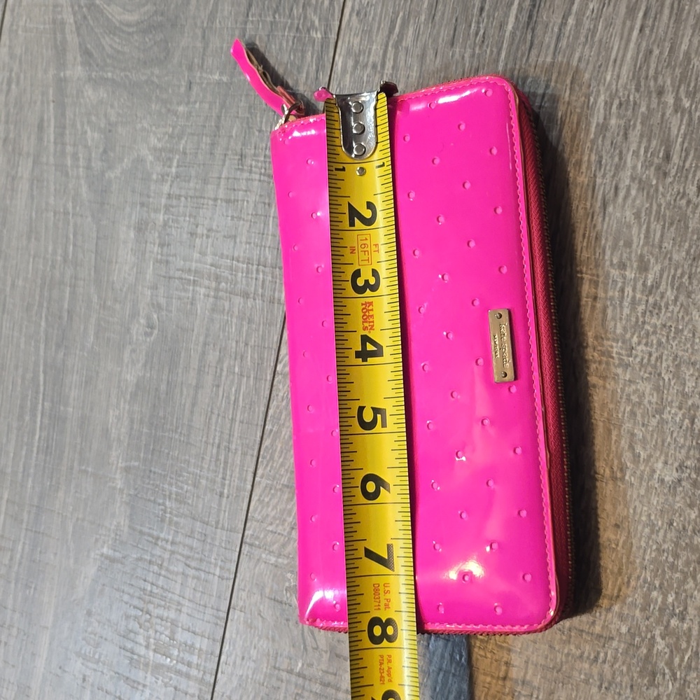 Kate Spade Neon Pink Wallet - Picture 9 of 10